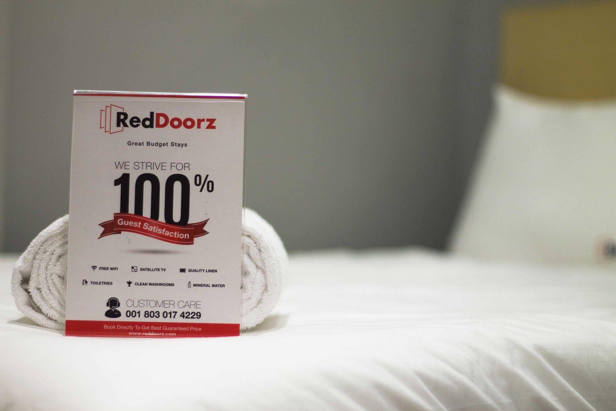 Reddoorz @ Pulomas Hotell Jakarta Eksteriør bilde